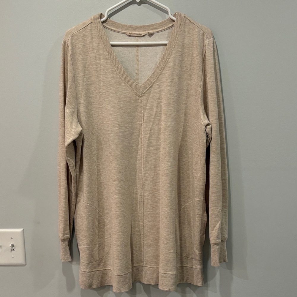 Soft Surroundings Cream V-Neck Long Sleeve Top